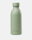 Bouteille Qwetch, idéale pour garder vos boissons froides ou chaudes, conçue en inox recyclé pour une solution durable et écologique.