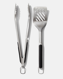 Set de 2 ustensiles barbecue OXO, spatule large inox et pince ergonomique
