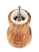 Moulin à poivre Peugeot en bois d'olivier, vue de dessus, 10 cm de hauteur, classique et élégant.